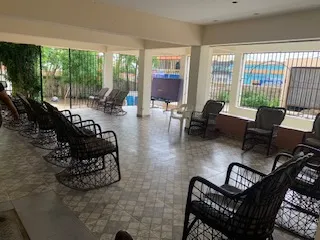 Área verde para caminatas y actividades al aire libre